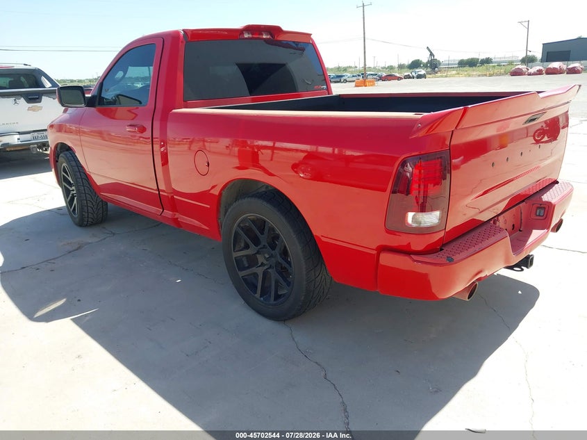 Vin: 3c6jr6ct1hg794704, lot: 46201200, ram 1500 night  4x2 6'4 box 20173