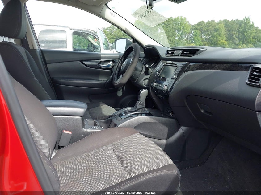 2020 NISSAN ROGUE SPORT auction photo 5
