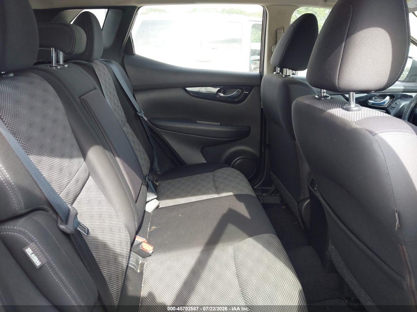 2020 NISSAN ROGUE SPORT auction photo 8