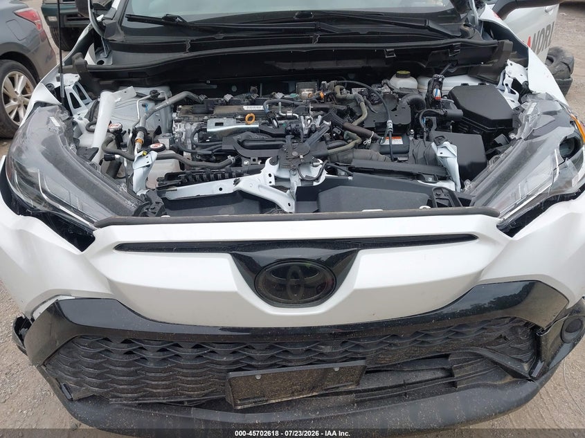 2025 TOYOTA COROLLA CROSS HYBRID auction photo 8