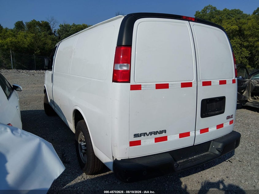 2022 GMC SAVANA CARGO auction photo 3