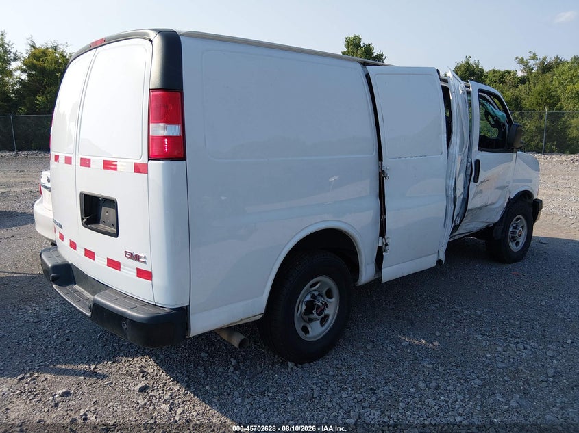 2022 GMC SAVANA CARGO auction photo 4
