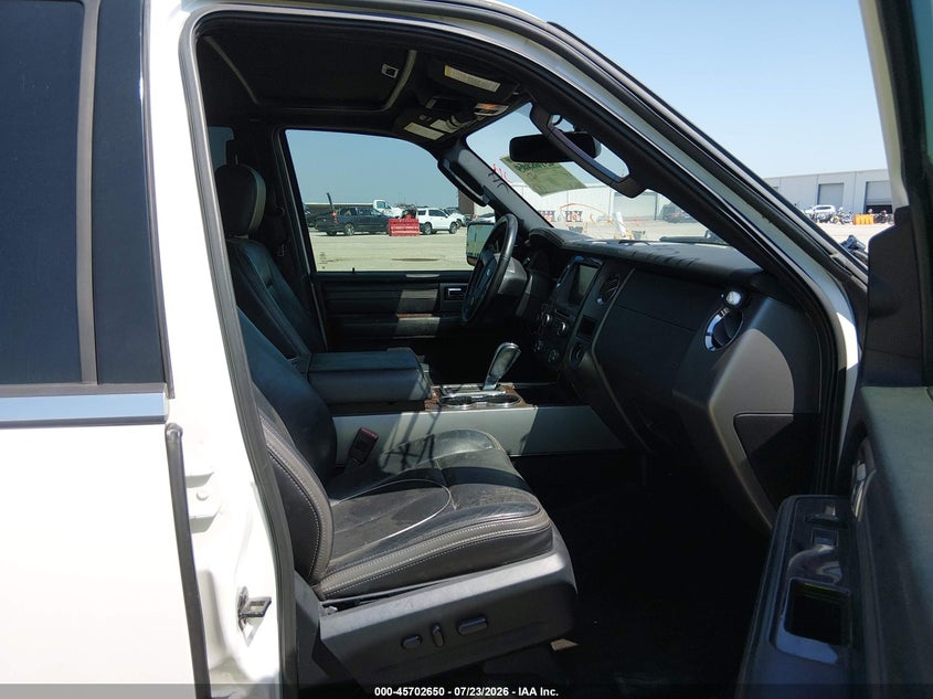 2015 FORD EXPEDITION EL auction photo 5