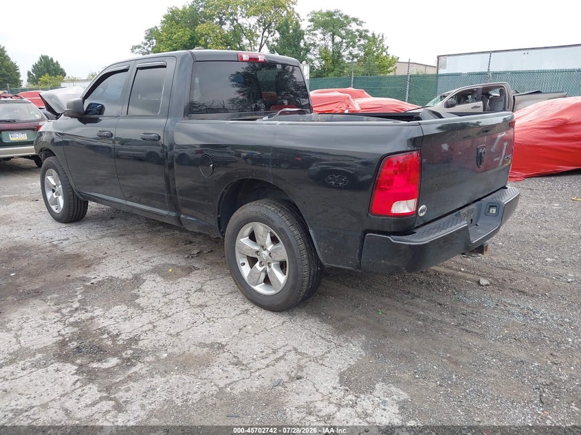 Vin: 1c6rr7fg4hs607424, lot: 46201398, ram 1500 express  4x4 6'4 box 20173