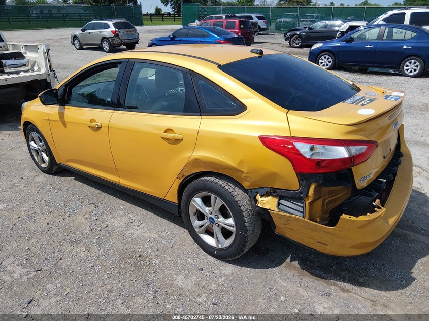 Vin: 1fahp3f27cl354115, lot: 46201401, ford focus se 20123