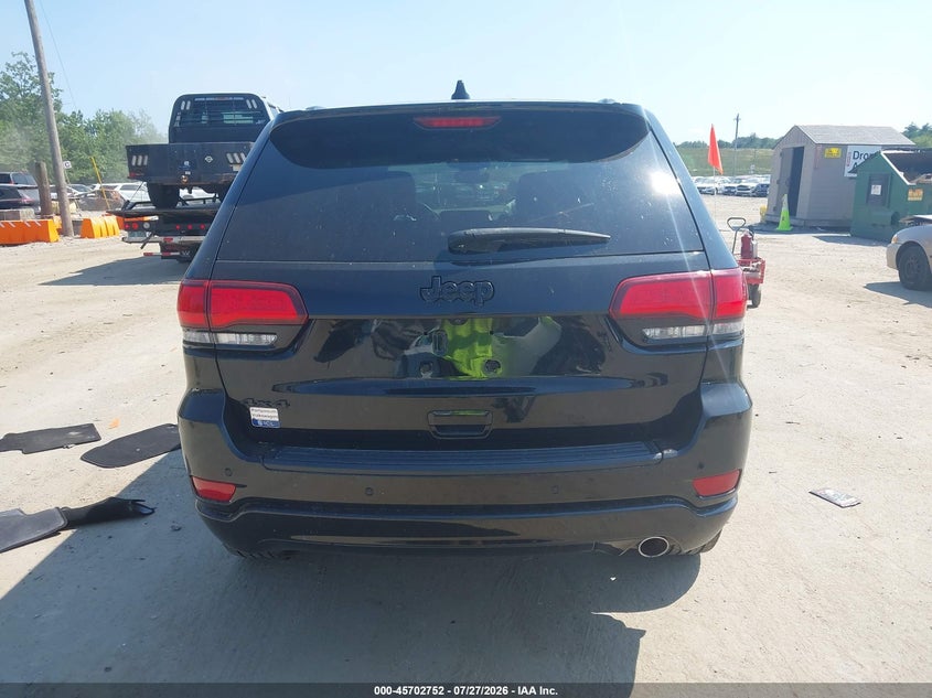 JEEP GRAND CHEROKEE - zdjęcie 16