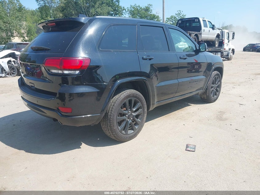 JEEP GRAND CHEROKEE - zdjęcie 4