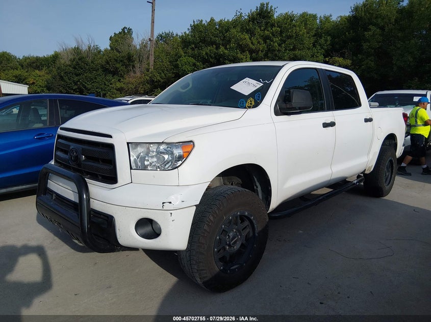 Vin: 5tfem5f15ax017795, lot: 46201411, toyota tundra grade 4.6l v8 20102