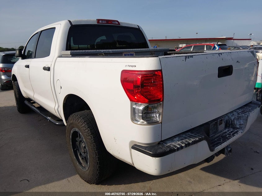 Vin: 5tfem5f15ax017795, lot: 46201411, toyota tundra grade 4.6l v8 20103