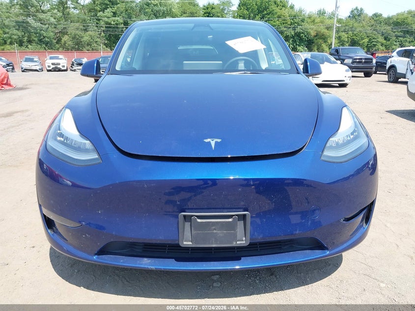 TESLA MODEL Y - zdjęcie 12