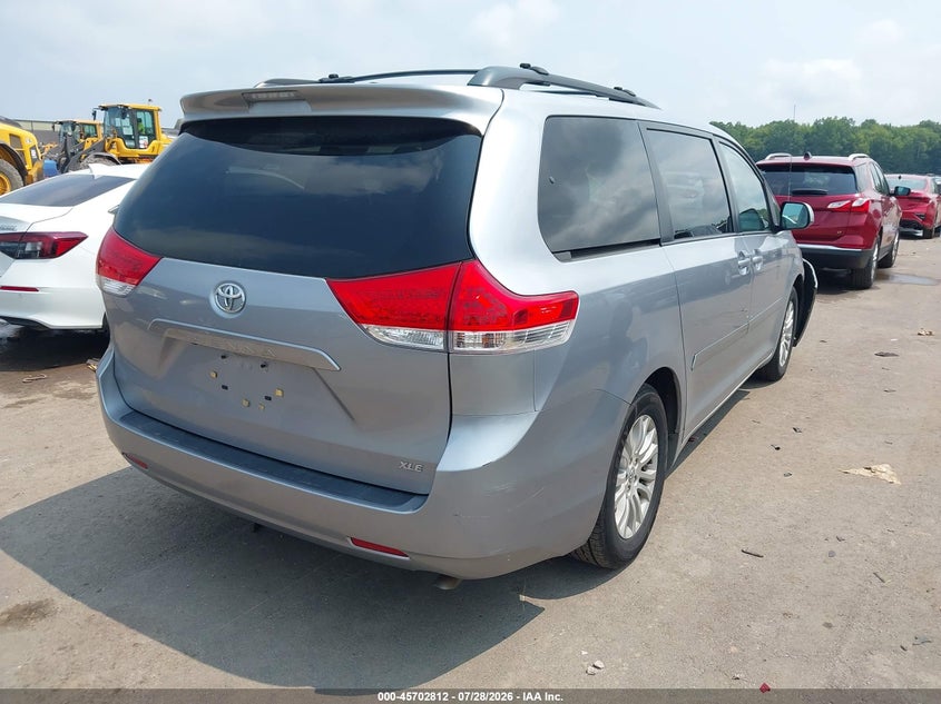 Vin: 5tdyk3dcxcs184660, lot: 46201468, toyota sienna xle v6 8 passenger 20124