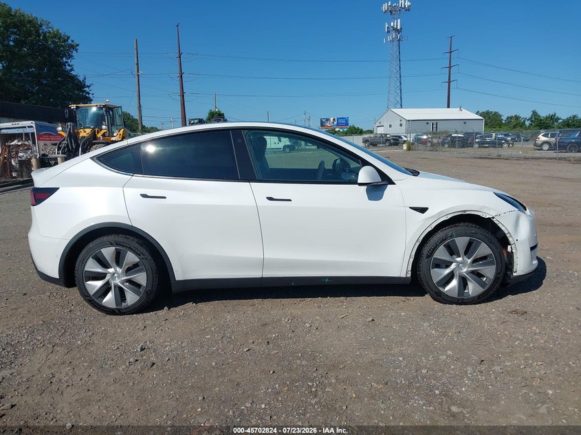 TESLA MODEL Y 2021 VIN 5YJYGDEEXMF188463