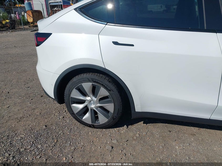 TESLA MODEL Y 2021 VIN 5YJYGDEEXMF188463