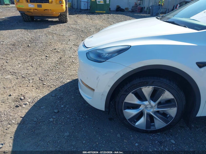 TESLA MODEL Y 2021 VIN 5YJYGDEEXMF188463