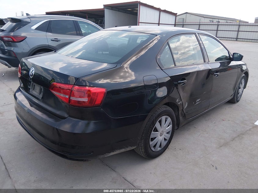 2015 VOLKSWAGEN JETTA auction photo 4