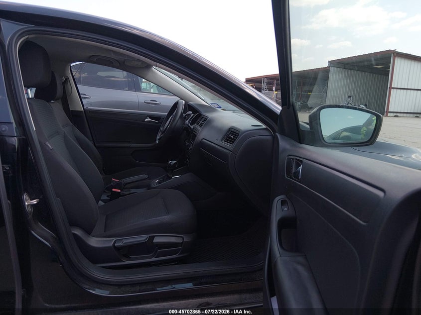 2015 VOLKSWAGEN JETTA auction photo 5