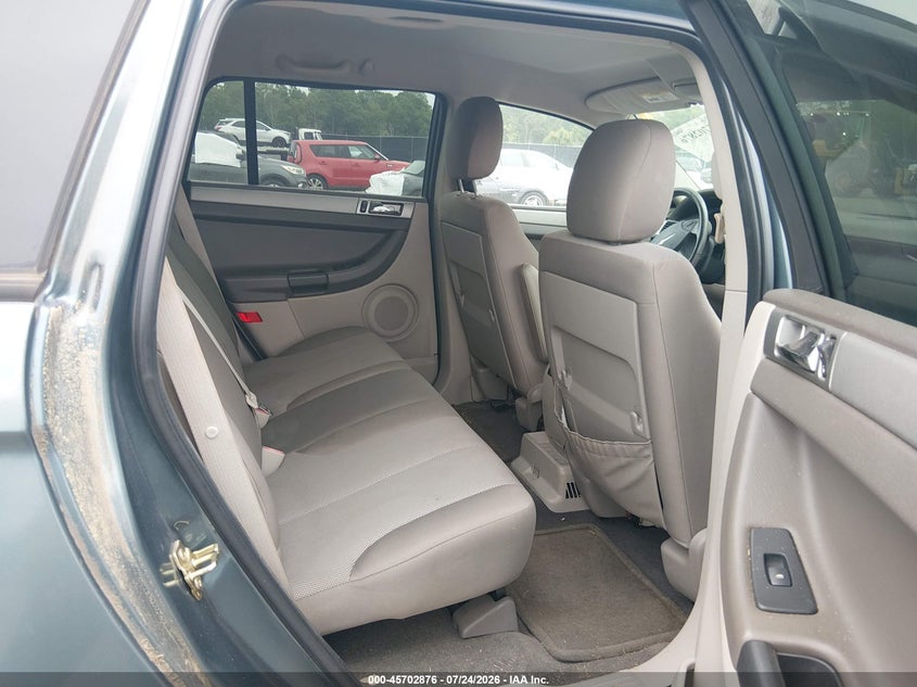 2005 CHRYSLER PACIFICA auction photo 8