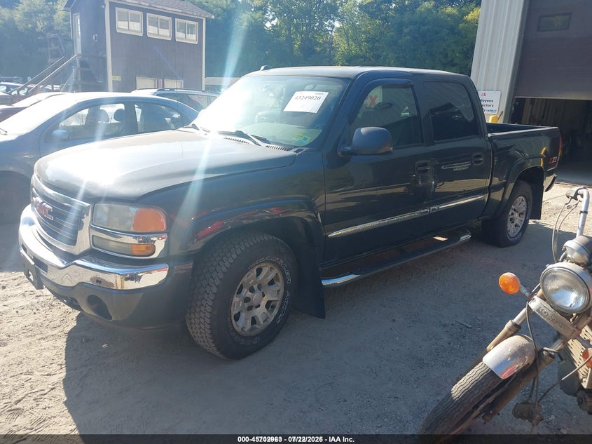2005 GMC Sierra, Механика, IAAI, VIN 2GTEK13T051333340 — фото 2