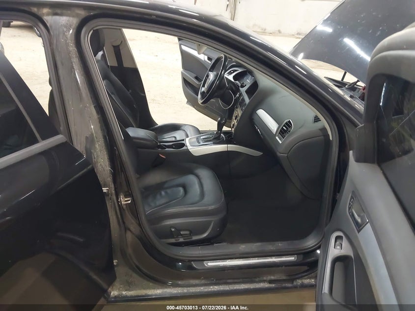 2011 AUDI A4 auction photo 5