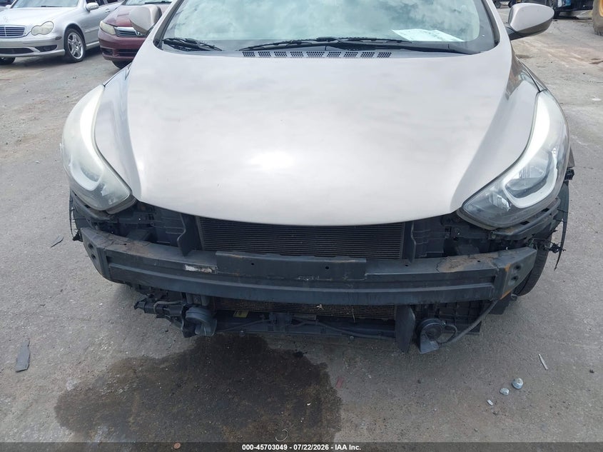 2014 HYUNDAI ELANTRA auction photo 6