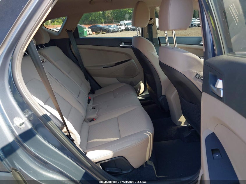 2021 HYUNDAI TUCSON auction photo 8