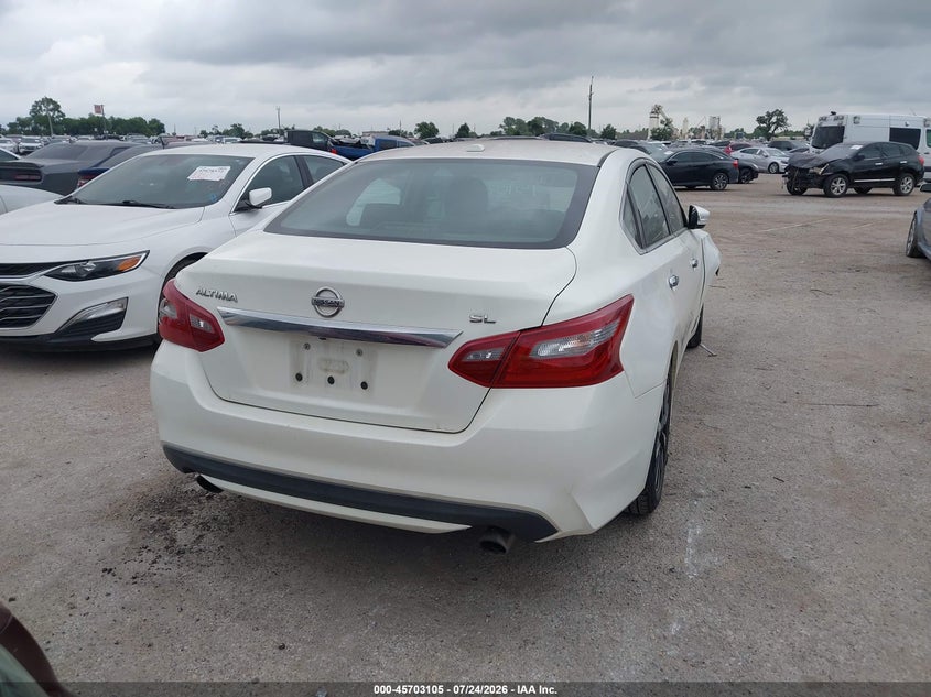2018 NISSAN ALTIMA auction photo 4