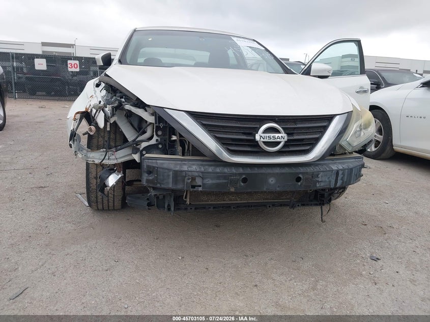 2018 NISSAN ALTIMA auction photo 6