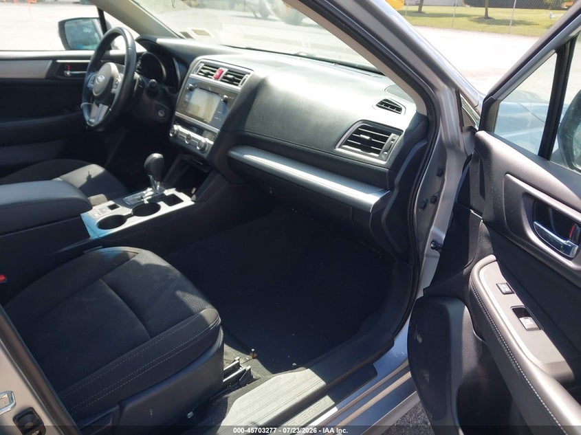 2016 SUBARU LEGACY auction photo 5
