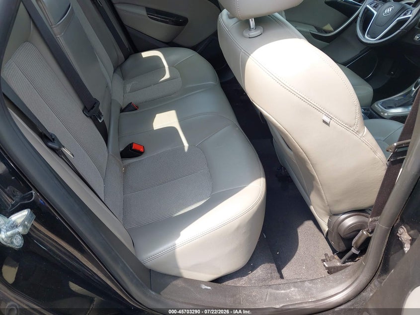 2017 BUICK VERANO auction photo 8