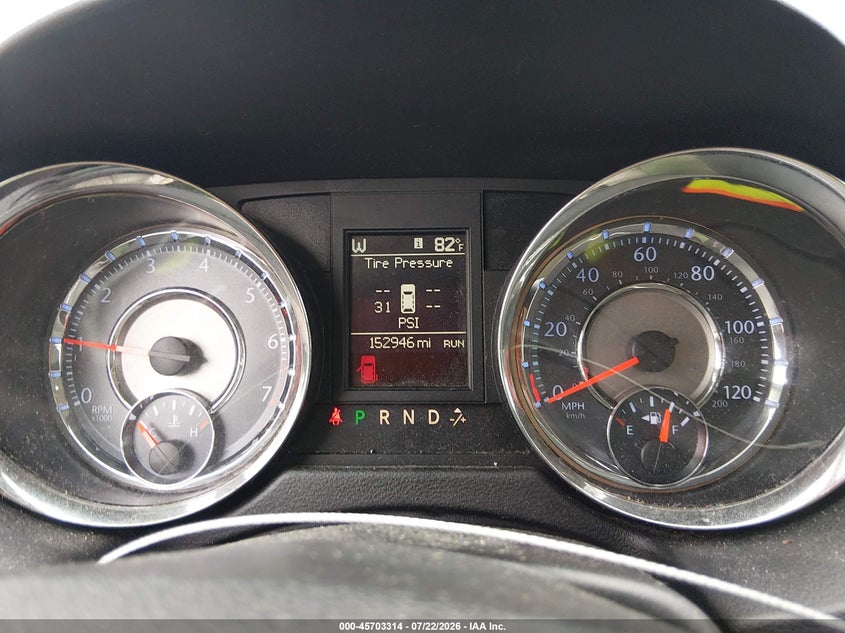 2014 CHRYSLER TOWN & COUNTRY auction photo 7