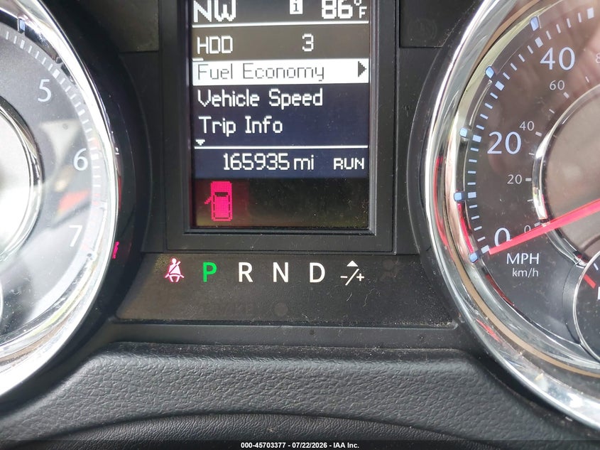 2015 CHRYSLER TOWN & COUNTRY auction photo 7