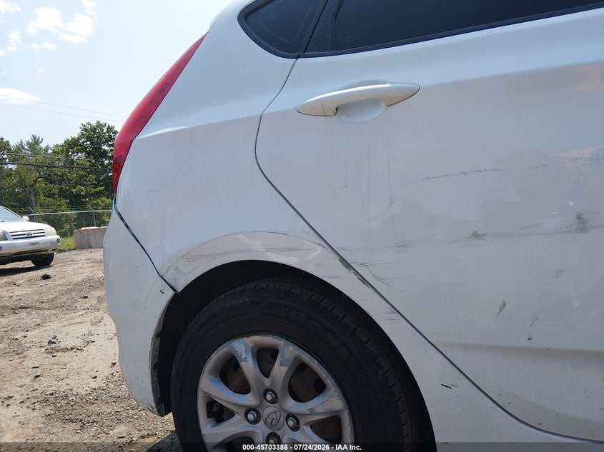2014 HYUNDAI ACCENT auction photo 6
