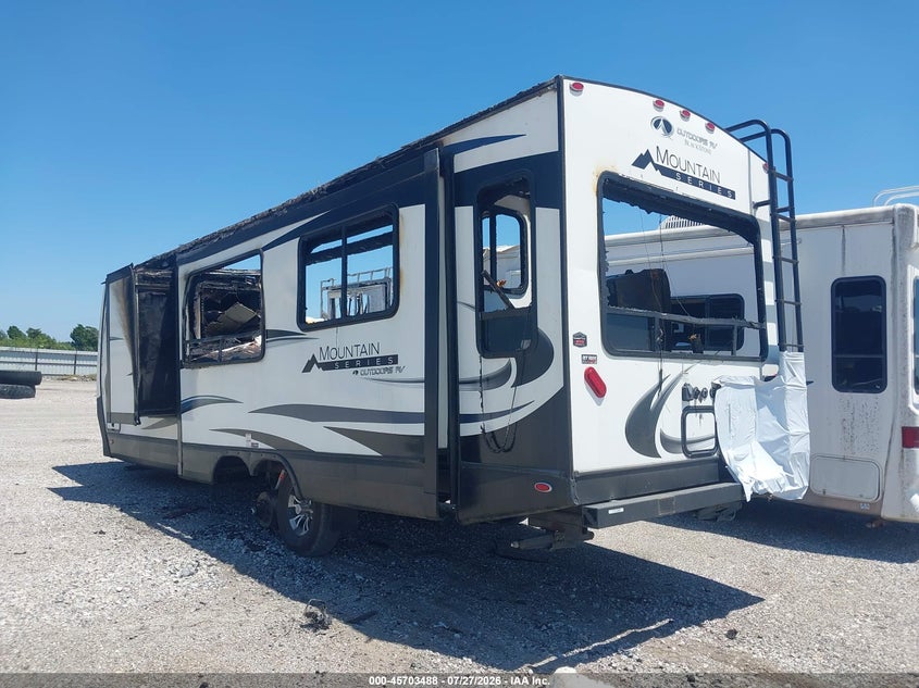 2021 OUTDOORS MOUNTAIN auction photo 3