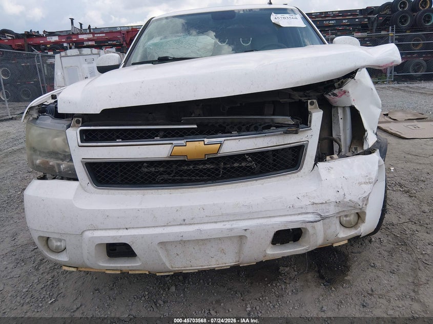 CHEVROLET TAHOE 2013 VIN 1GNSCBE05DR379414