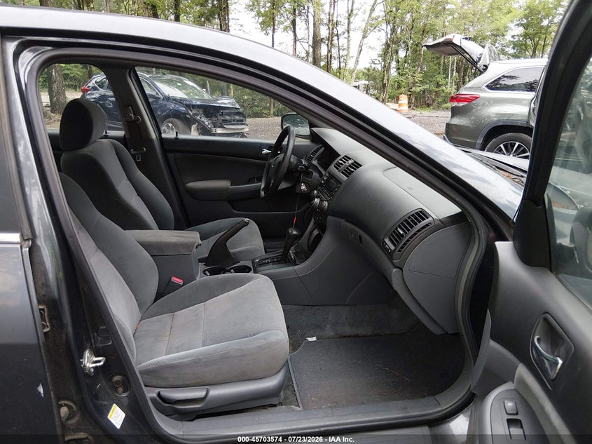 2005 HONDA ACCORD auction photo 5