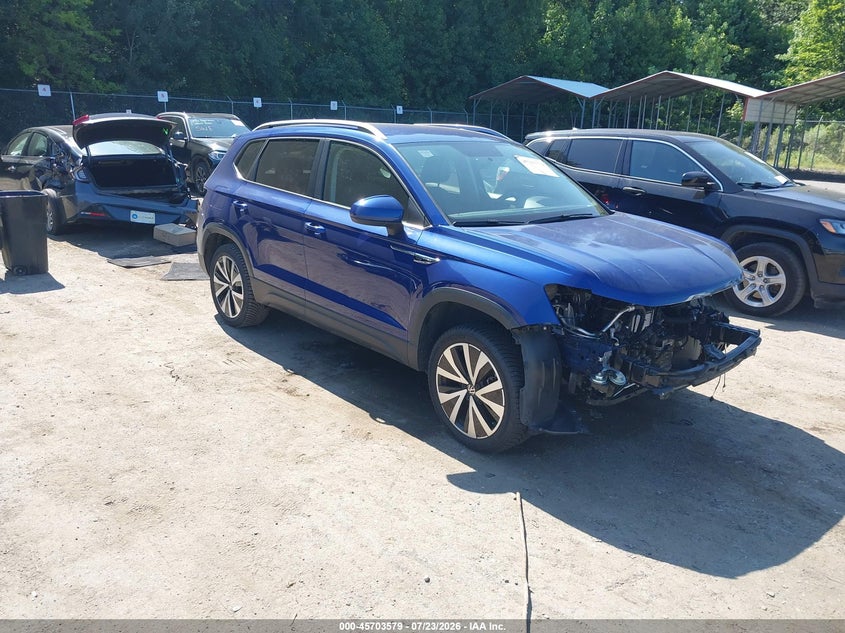 2022 VOLKSWAGEN TAOS — zdjęcie z aukcji