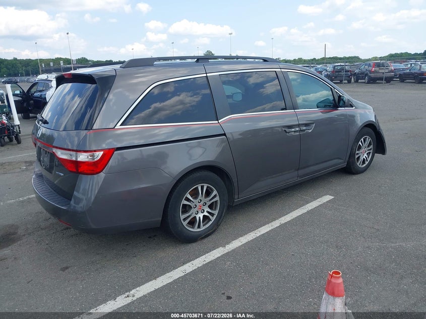 2011 HONDA ODYSSEY auction photo 4