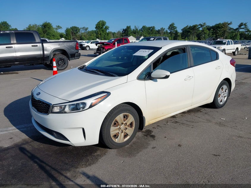 2017 KIA FORTE auction photo 2