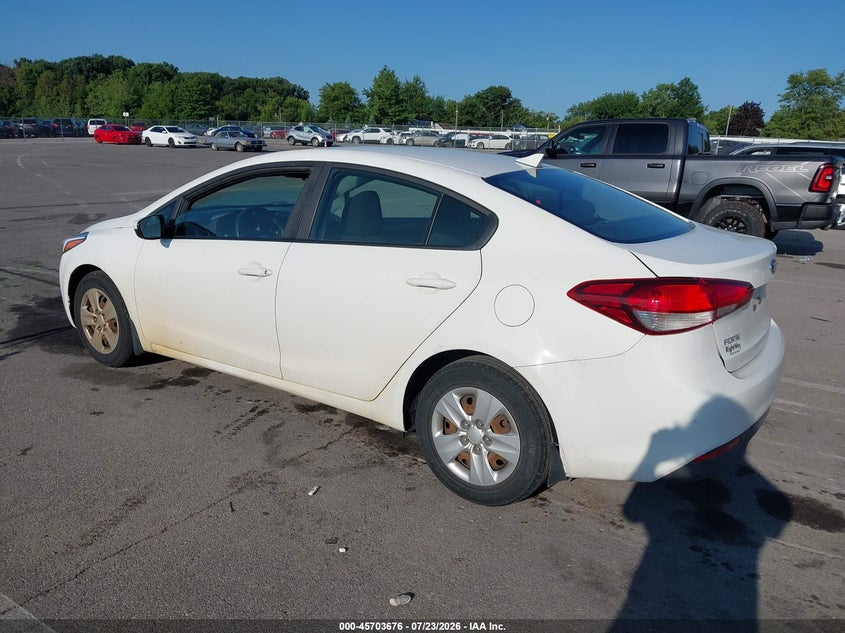 2017 KIA FORTE auction photo 3