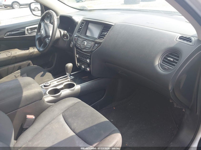 2017 NISSAN PATHFINDER auction photo 5