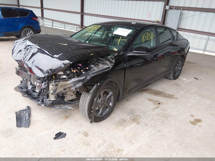 2025 KIA K4 auction photo 2