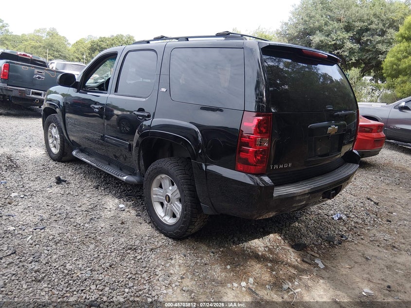 2011 CHEVROLET TAHOE auction photo 3