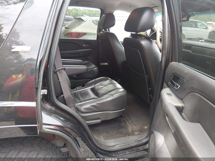 2011 CHEVROLET TAHOE auction photo 8