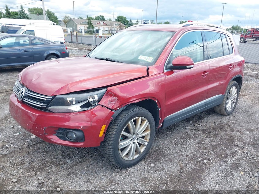 2014 VOLKSWAGEN TIGUAN auction photo 2