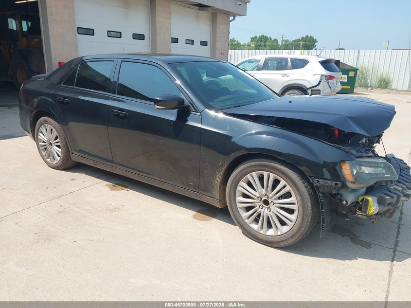 Vin: 2c3ccajt2eh149228, lot: 46202564, chrysler 300c john varvatos luxury edition awd 2014 img_1