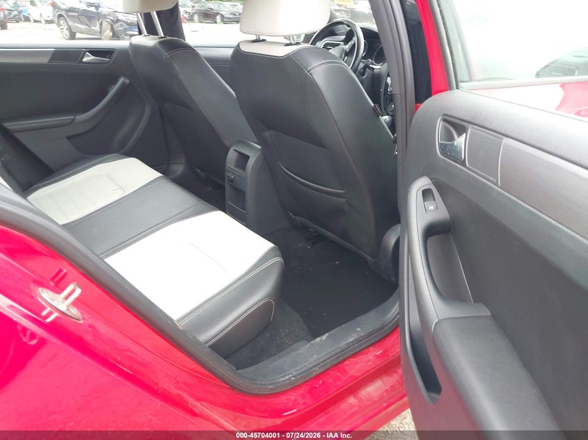 2016 VOLKSWAGEN JETTA auction photo 8