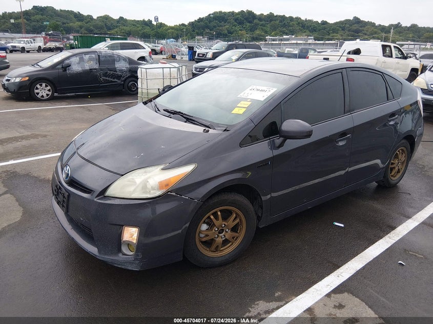2010 Toyota Prius, Right Side, IAAI, VIN JTDKN3DU3A0222638 — photo 2
