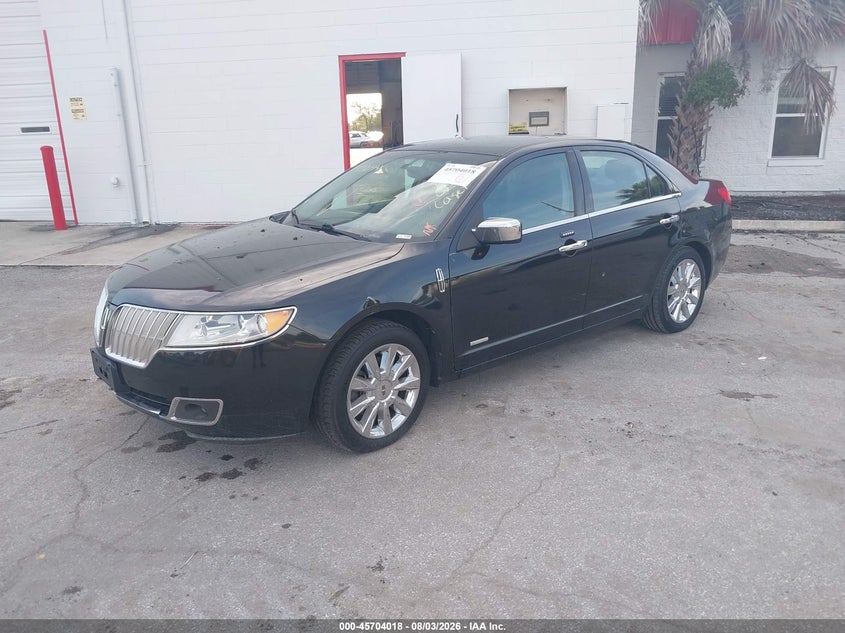 2012 Lincoln MKZ, Left Front, IAAI, VIN 3LNDL2L37CR810414 — photo 2