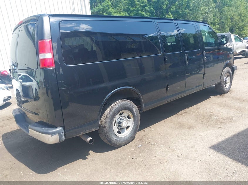 2017 CHEVROLET EXPRESS 3500 LT VAN 4.8L V-8 VVT, 285HP