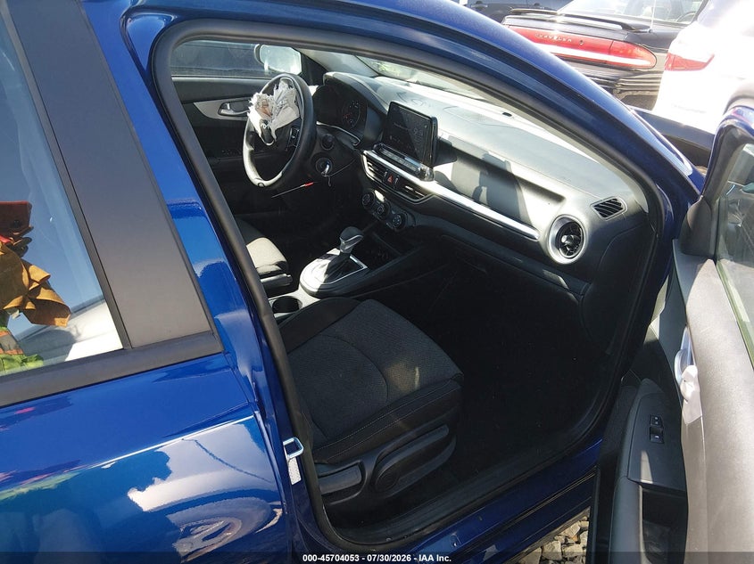 2023 KIA FORTE auction photo 5
